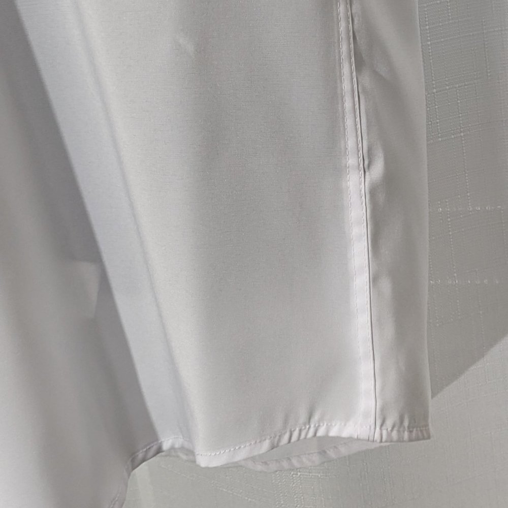 IZOD Men's Dress Shirt Regular Fit Stretch Solid Spread Collar Size XL White . - Picture 5 of 9